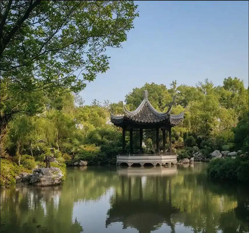 苏州平江吵闹餐饮有限公司